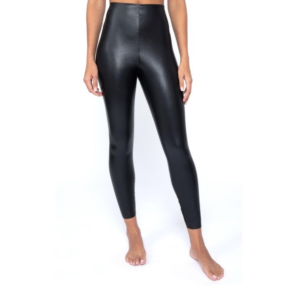 NWT Faux Leather High-Waisted leggings